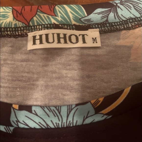 HUHOT Size M Black Floral Flare Dress - Picture 5 of 10